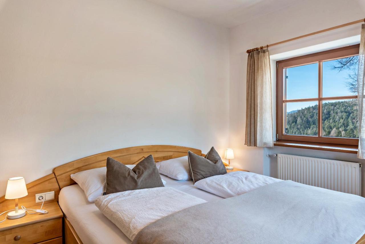 Alpin Farm Linde - Oberweidacherhof Коллальбо Экстерьер фото